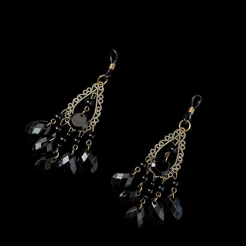 Gothic Silent Pendant - Black-and-Gold angle view | Blackyyds
