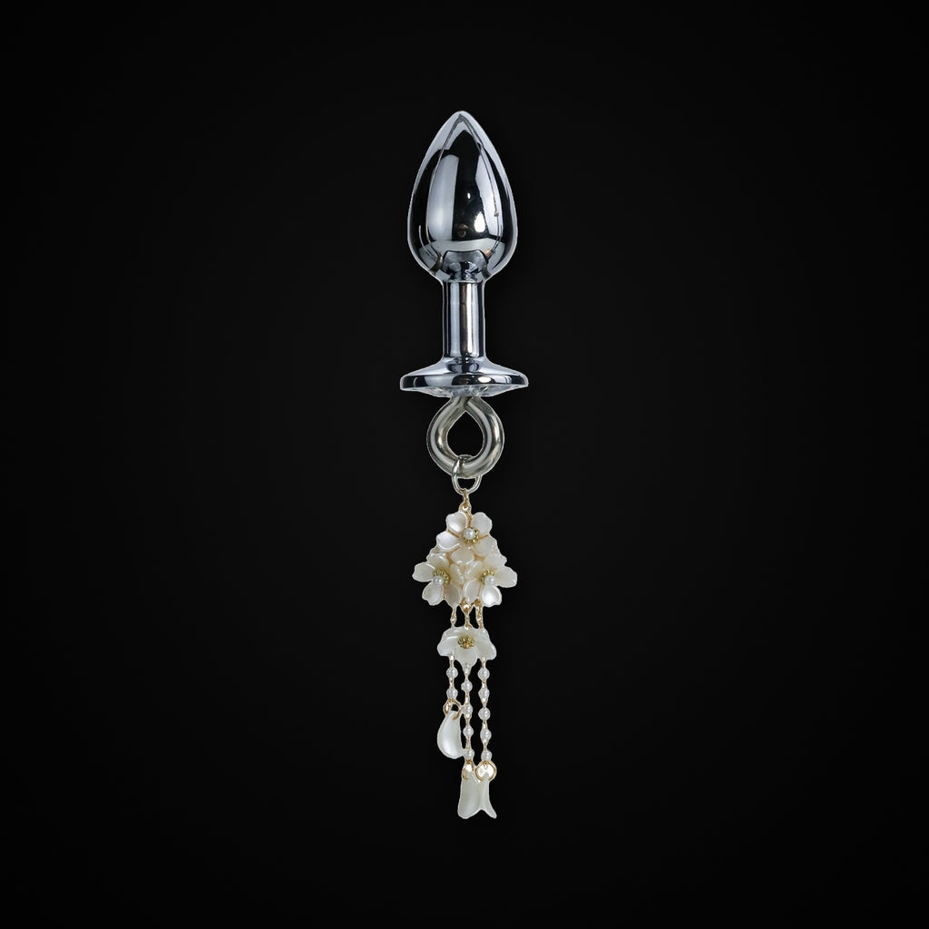 Pearl Flower Tassel Jewel Plug in Silver