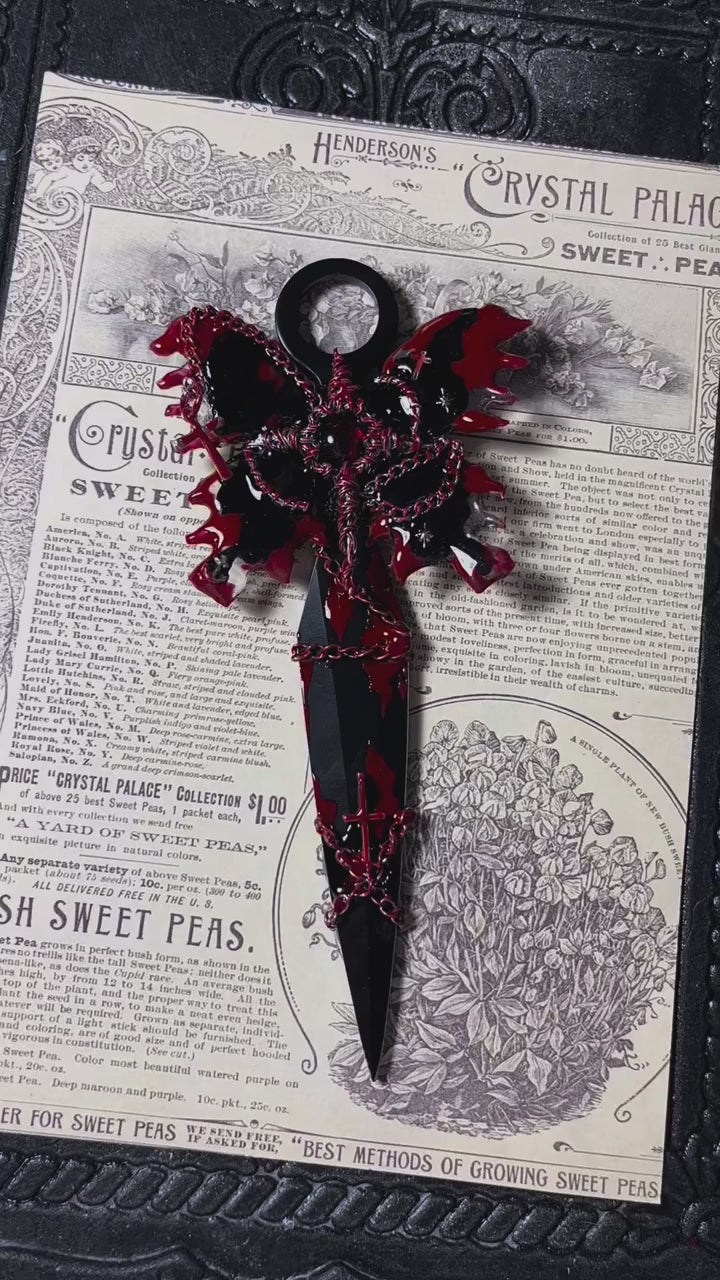 Handcrafted Gothic Kunai Sword – Black Red Ninja Dagger for Collector Cosplay