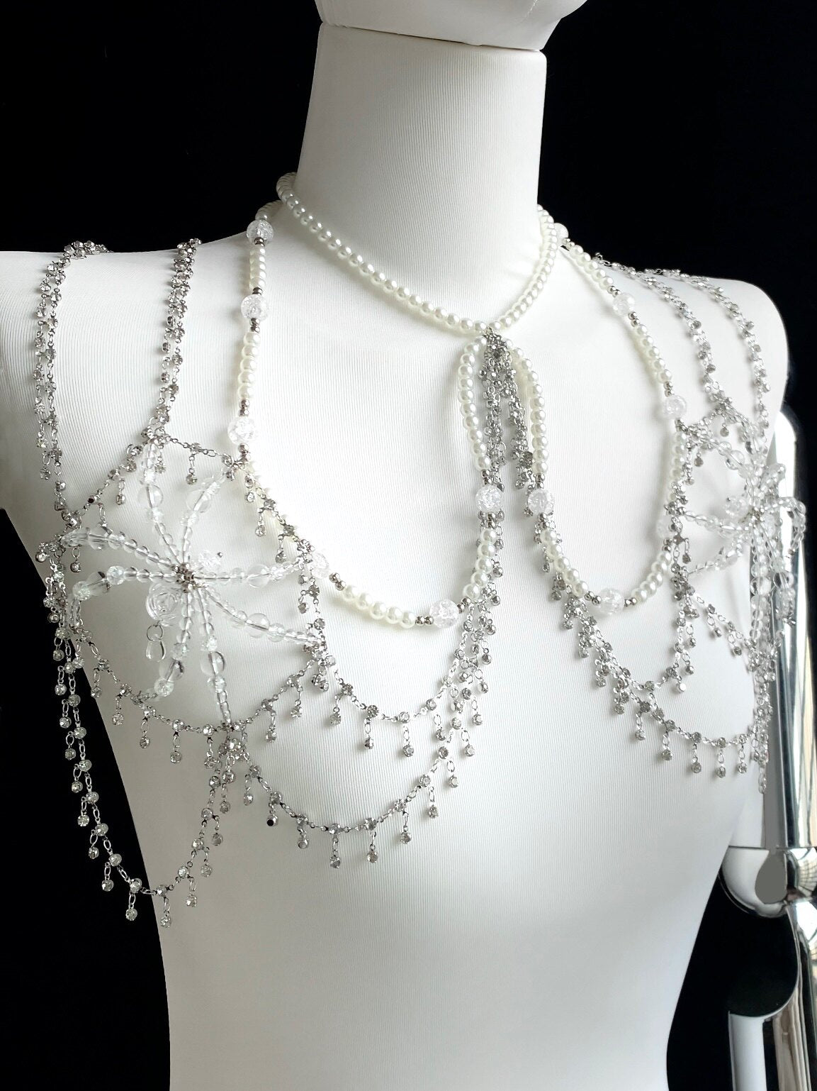 Handmade Precious Spider Shoulder Chain Original Design Dark Gothic Punk Body Chain detail shot | Blackyyds