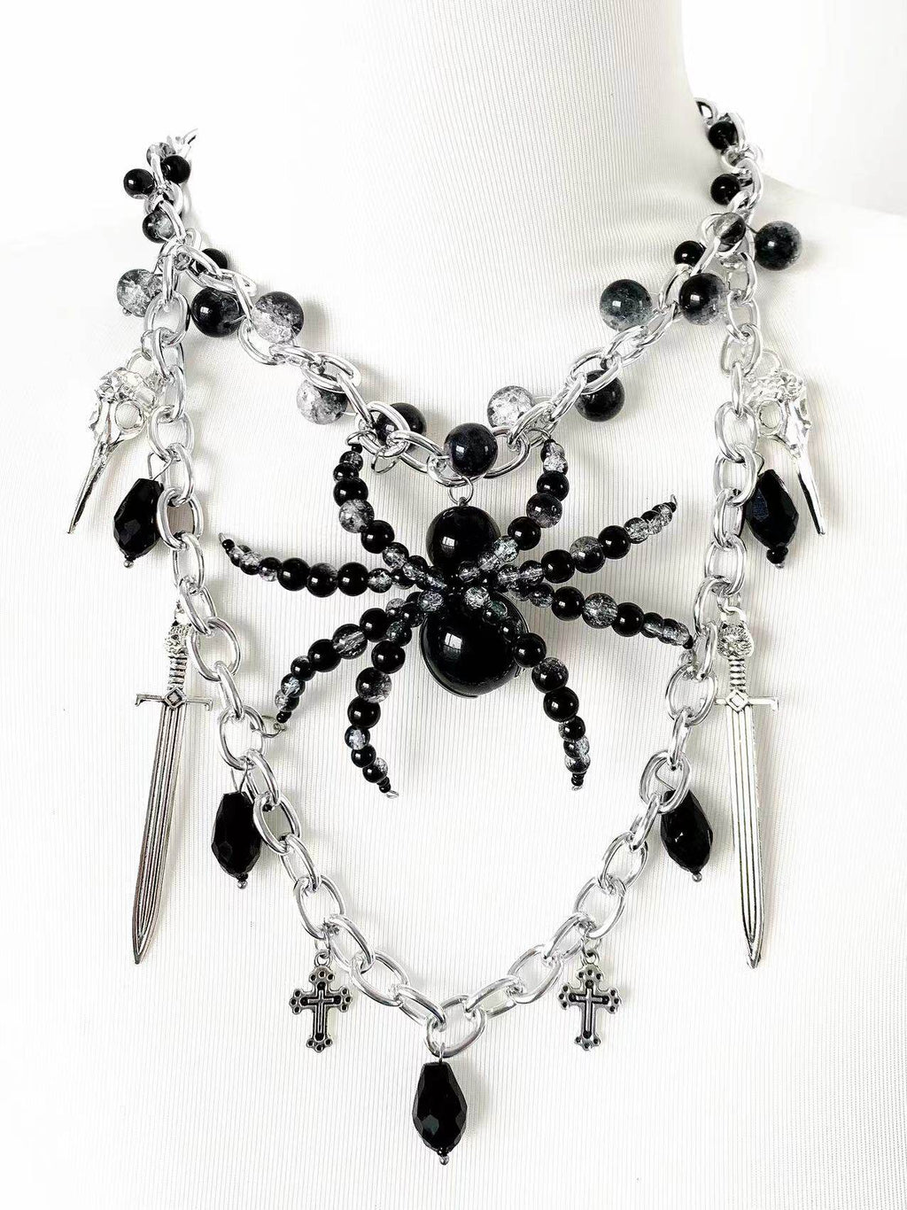 Venom Spider Necklace Dark Gothic Punk Handmade detail shot | Blackyyds