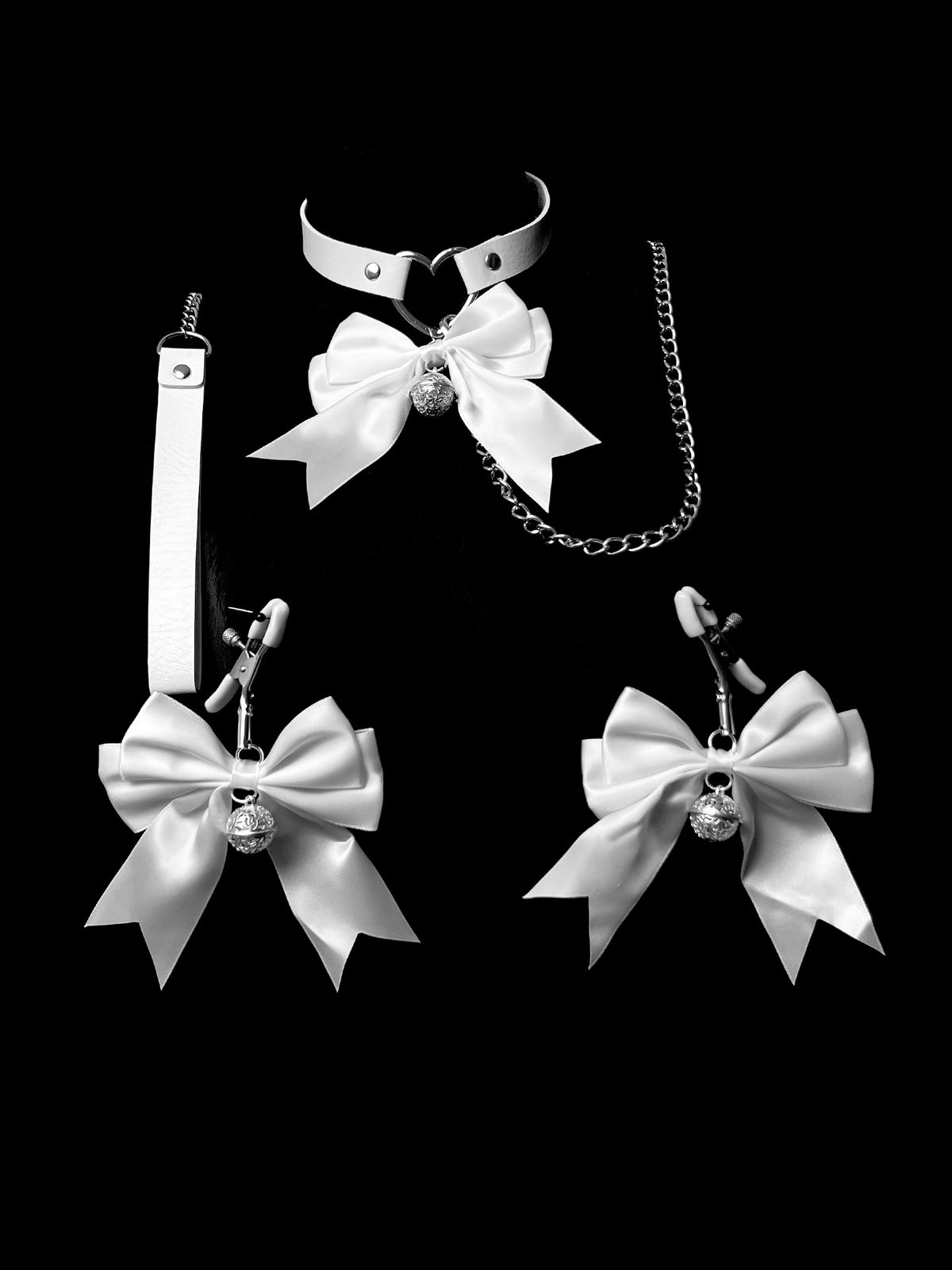 Y2K Bow Palace Bell Choker - Black-and-White close-up detail | Blackyyds
