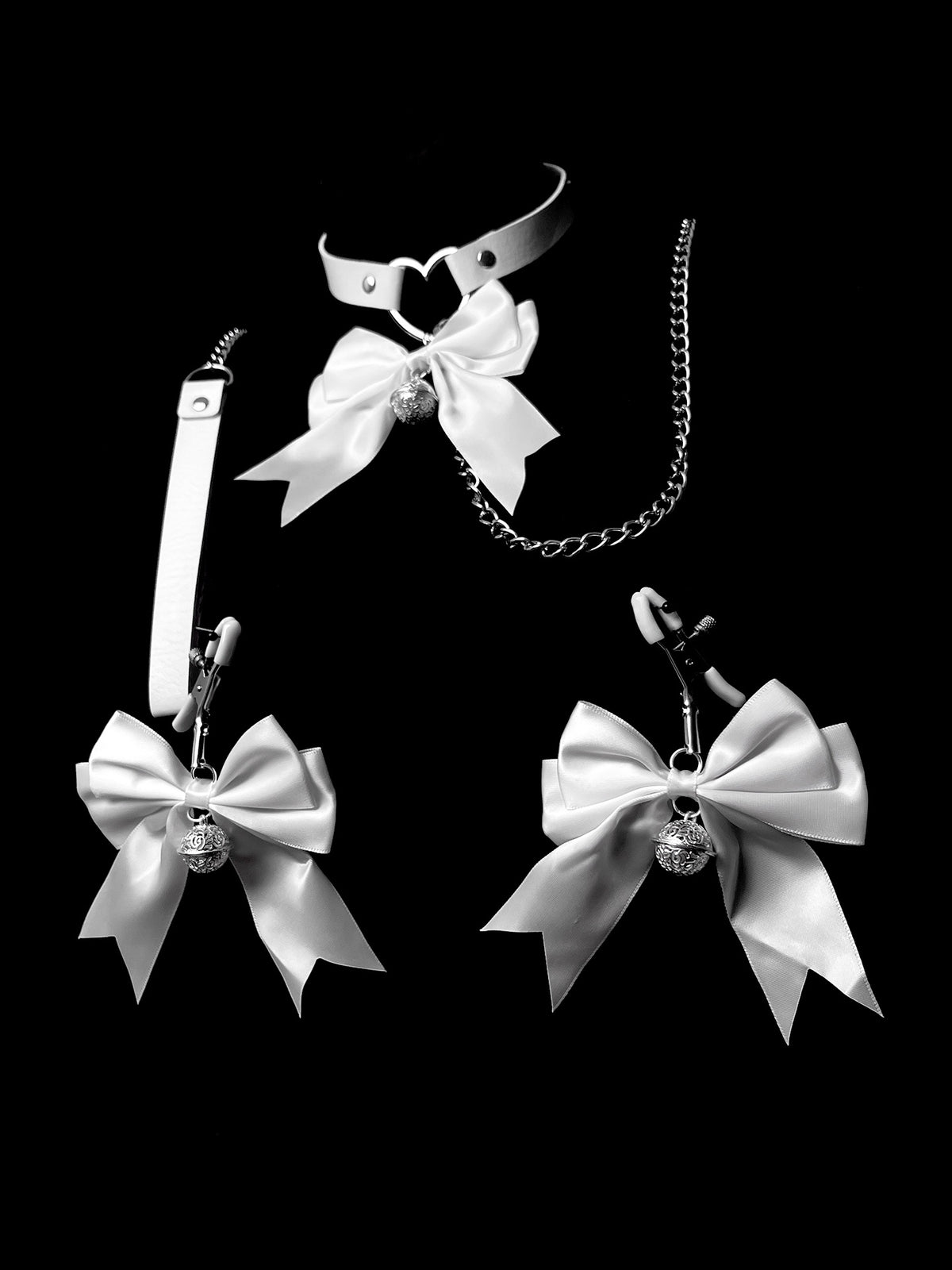 Y2K Bow Palace Bell Choker - Black-and-White angle view | Blackyyds