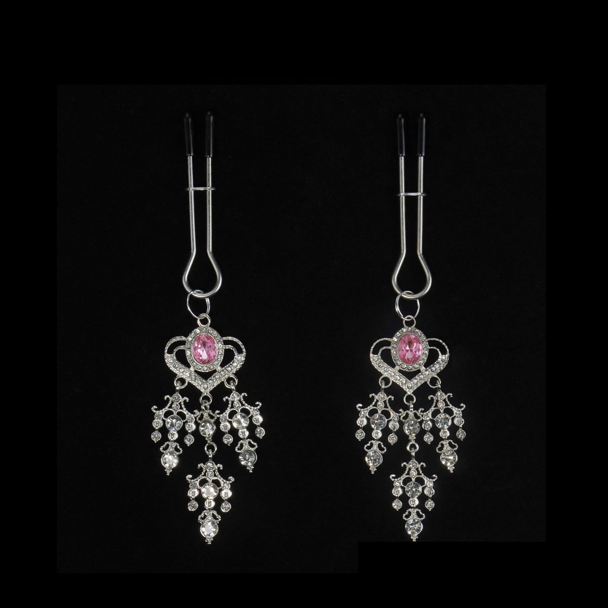 Y2K Heart Pink Crystal Pendant - Clip Attachment angle view | Blackyyds