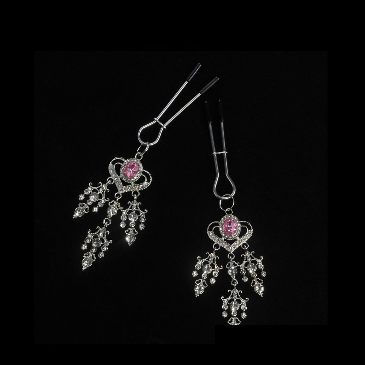 Y2K Heart Pink Crystal Pendant - Clip Attachment y2k choker detail shot | Blackyyds