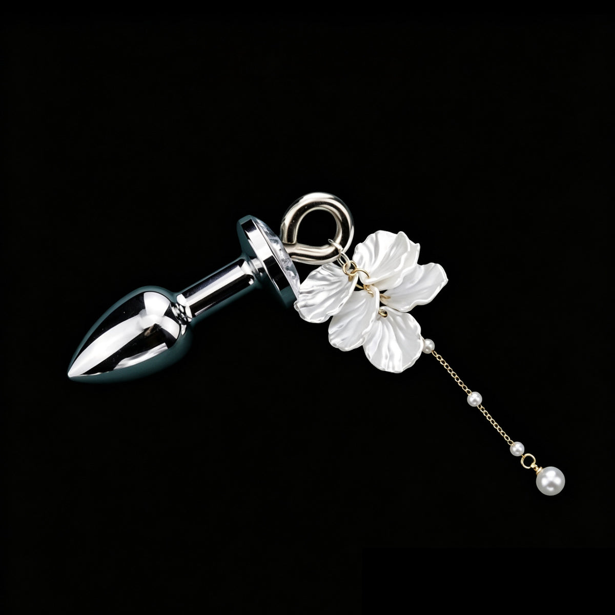 Y2K Petal Pendant - White Pearl Clip Attachment product view 3 | Blackyyds